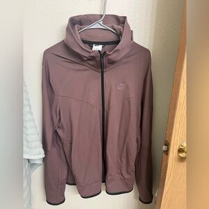 Nike sportswear tech men’s medium